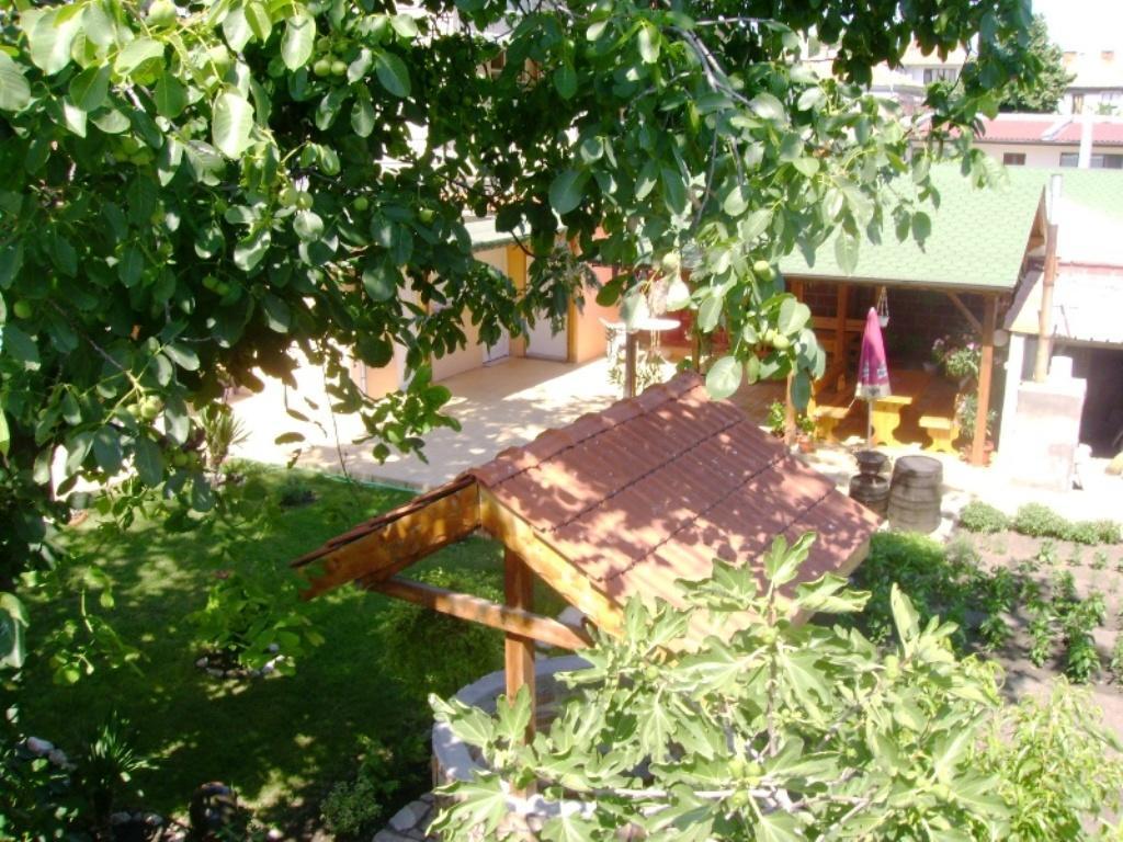 Guest House Jumbo Aheloy Bagian luar foto