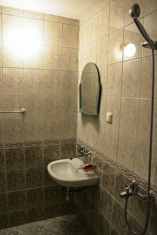 Guest House Jumbo Aheloy Bagian luar foto